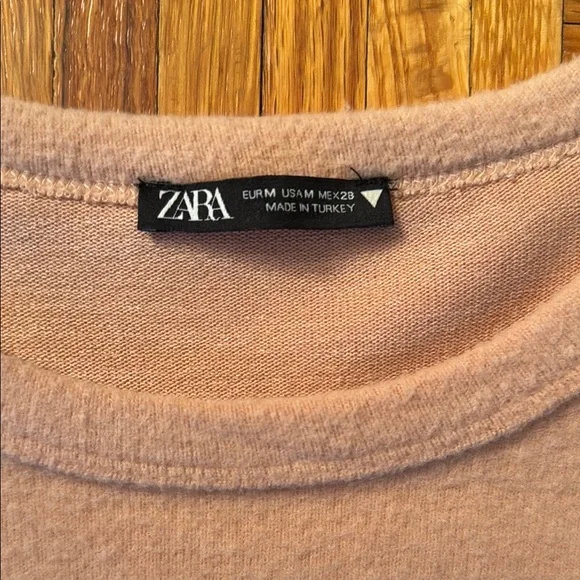 Zara Pink Long Sleeve Crop Tee Fitted - Picture 2 of 2